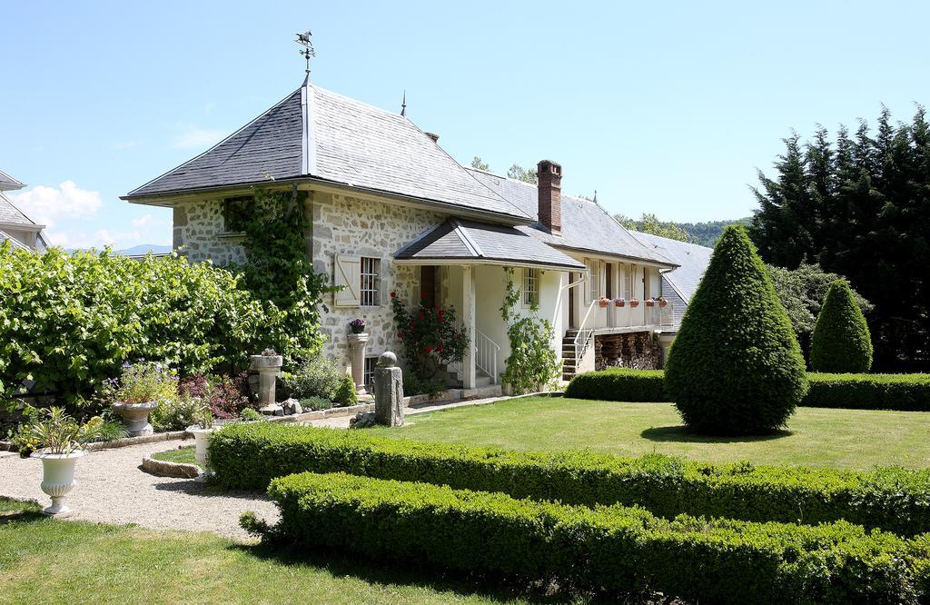 Hotel Les Saints Pères Montagnole Esterno foto